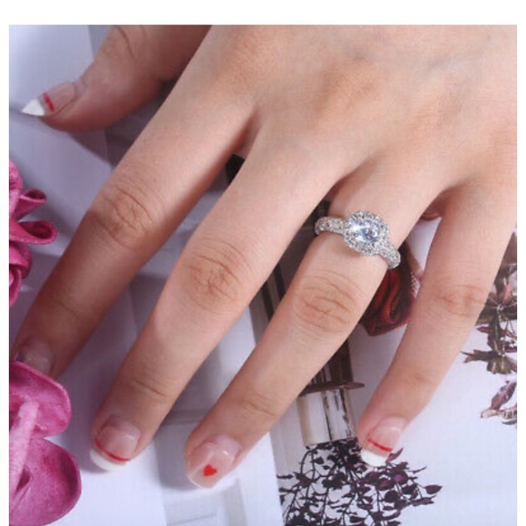 NEW Gorgeous 925 Sterling Silver Ring - Picture 6 of 12